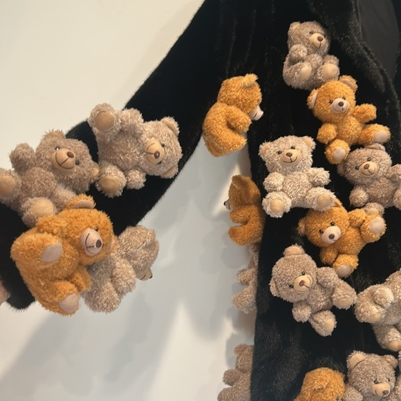 Teddy Bear Embellished Black Coat size medium new with tags art to wear - Picture 3 of 7